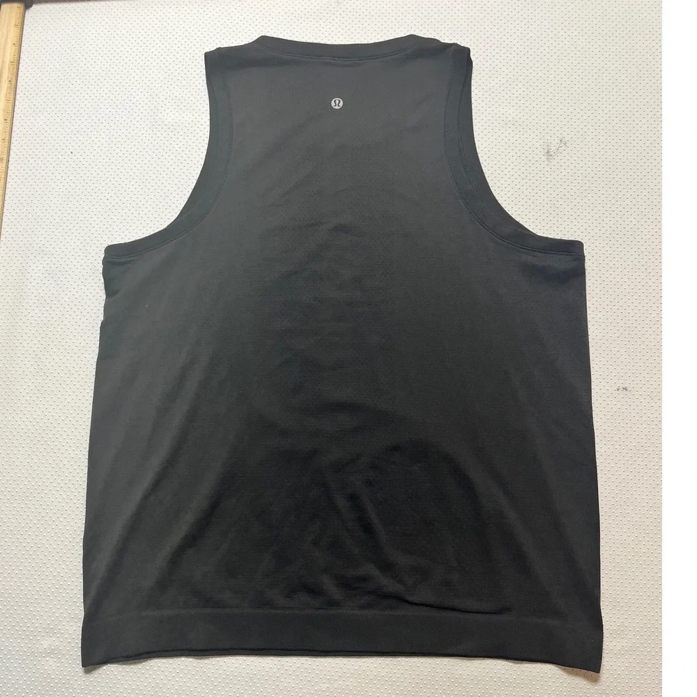 Lululemon Athletica Women's Athletic Black Tank Top Size‎ Medium